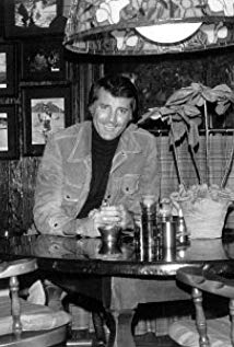 Lyle Waggoner